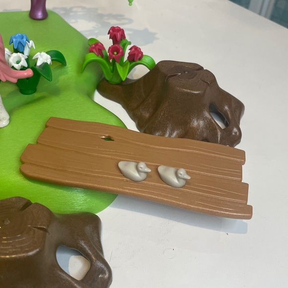 Playmobil 5444 🧚‍♀️Fairy Island with Jewel Fountain Playset - Picture 12 of 14